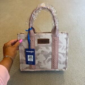 BRAND NEW Wrangler Blush Camouflage Tote Bag